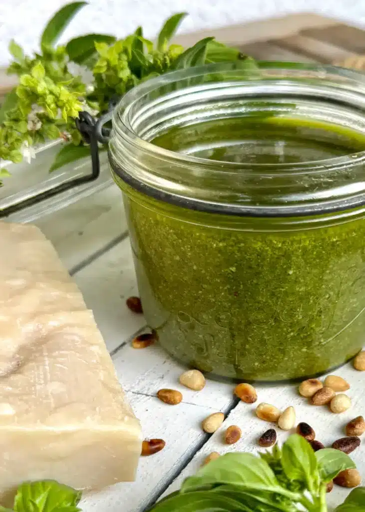 Recette Pesto au Basilic Maison PESTO BASILIC 731x1024