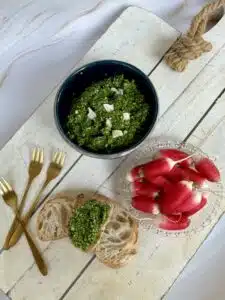 recette de pesto aux fanes de radis